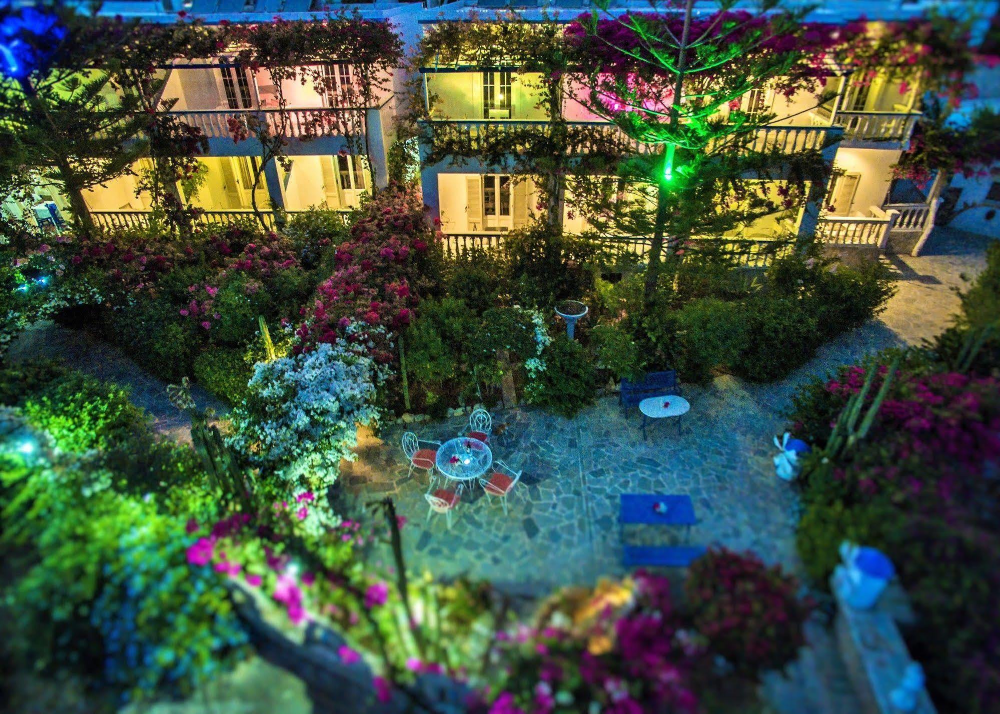 Aparthotel Angelika Alinda  Esterno foto